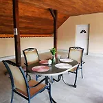 Appartement Miranda Apartmanhaz