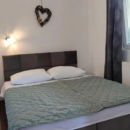 Daire Miranda Apartmanhaz *